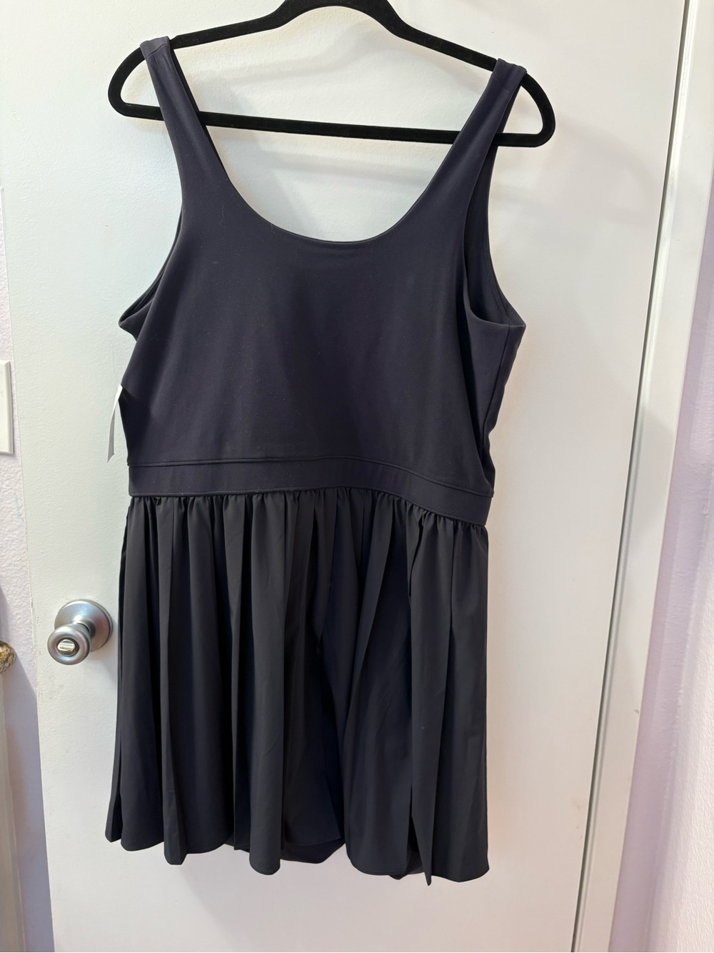 Women’s Flax Navy Sports Dress with built in shorts XL NWT - Picture 6 of 8